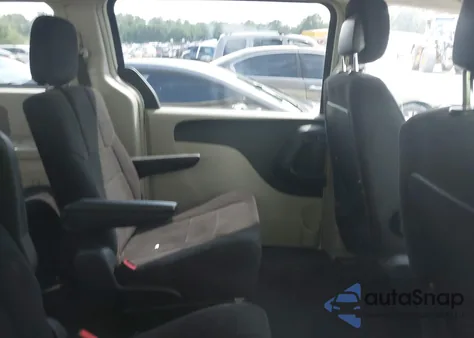 2011 Dodge Grand Caravan Crew z USA, uszkodzony, nr VIN 2D4RN5DG4BR699965